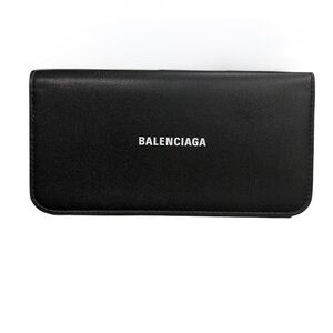 Balenciaga
Cash Thin Money Wallet
Like New! Great Condition!